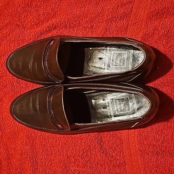 CHRISTIAN DIOR LOAFERS - Picture 10 of 12